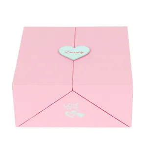 迷人的粉红色刚性豪华首饰盒安全地存储和展示您的珍贵收藏