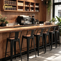 Chaises de bar de jardin en gros à prix abordable pour cuisine, chaise Tolix en acier noir avec assise en métal