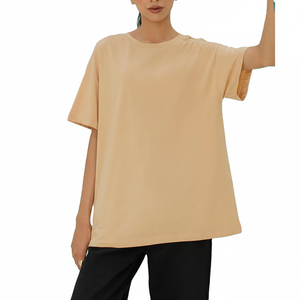 OEM Logo personnalisé T-Shirt pour les femmes 100% coton respirant tenue décontracté en gros t-shirts unis pour l'impression et l'image de marque chemises confort - Product Image 1