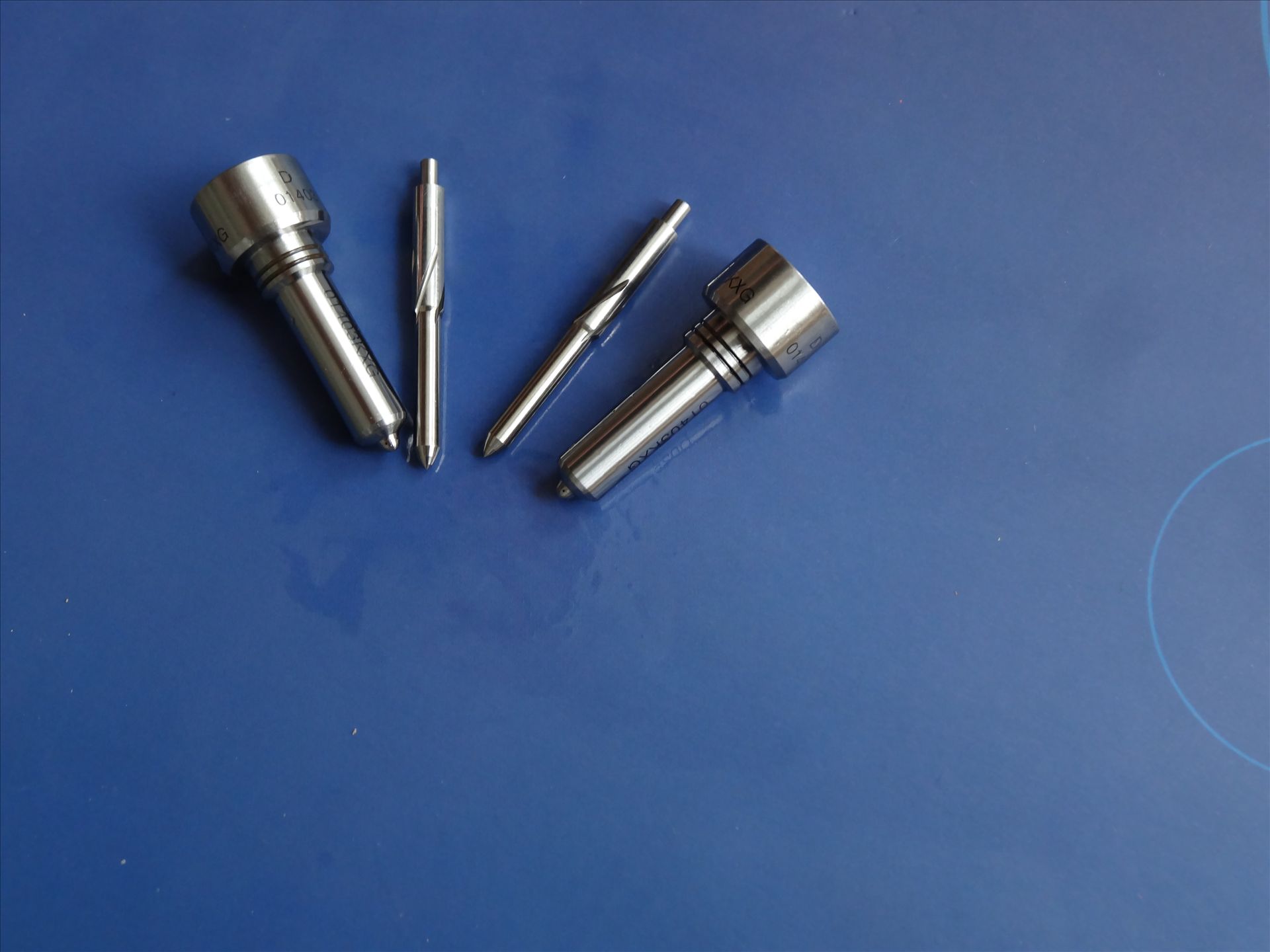 diesel engine injector L131PBA injector nozzle L131 PBA fuel injector spray L131PBA