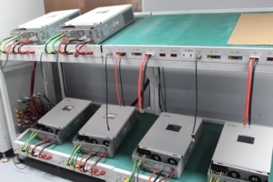 Controlador de Carga Híbrido Estándar de 6kW 230V 80A MPPT de Alta Eficiencia, Onda Sinusoidal Pura, Fuera de la Red, T.Y.L-EU6KW, Módulo WiFi, Monitoreo Remoto - Product Image 4