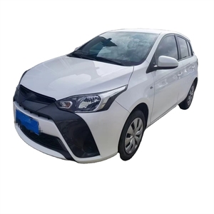 Vente en gros de voitures d'occasion : <span class=keywords><strong>Toyota</strong></span> <span class=keywords><strong>YARiS</strong></span> L Dazzling <span class=keywords><strong>2020</strong></span> 1.5L CVT Euro VI R15 <span class=keywords><strong>Automatique</strong></span> de haute qualité – Collection Boutique - Product Image 1