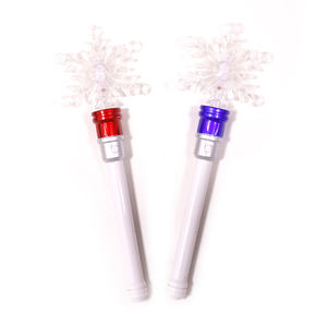 Weihnachtlicher <span class=keywords><strong>LED</strong></span>-Zauberstab für Kinder mit Schneeflocken-Spinner, blinkender, rotierender Leuchtstab, leuchtendes Spielzeug - Product Image 1