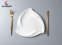 Assiettes en céramique blanches de 9 et 10 pouces, vente chaude, faites à la main, pour steak, pâtes, dîner, bols à soupe, vaisselle