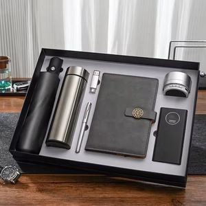 Set Regalo Aziendale Personalizzato con Logo: Penna in Metallo, Power Bank, Altoparlante, Display Temperatura - Caratteristiche Premium per <span class=keywords><strong>Promozioni</strong></span> - Product Image 4