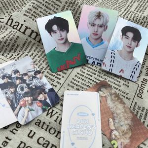 Carte photo KPOP personnalisée double face, design étoiles holographiques, collection de fans colorée, style Lomo, souvenir en papier, collection cadeau - Product Image 2