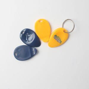 Grattoir de billets de loterie en plastique avec logo promotionnel avec porte-clés porte-clés grattoir de loterie en forme de goutte - Product Image 6