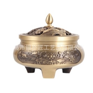 Brûleur d'encens en cuivre pour usage domestique, aromathérapie d'intérieur, brûleur d'encens à trois pieds sculpté en forme de lotus, brûleur d'encens en bois de santal - Product Image 5