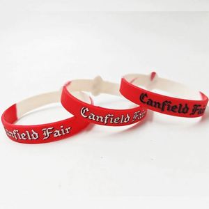 Bracelets promotionnels personnalisés en silicone avec message et logo – Bracelets en caoutchouc sur mesure - Product Image 3