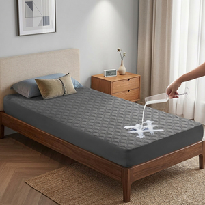 Coprimaterasso Impermeabile Trapuntato a Ultrasuoni BEDLORE, Ipoallergenico, Elastico, Morbido, per Hotel - Product Image 1