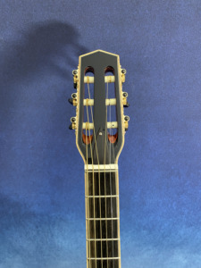<span class=keywords><strong>Guitare</strong></span> acoustique gypsy artisanale Yunzhi de 16 pouces, corps creux en érable flammé, couleur originale, table en épicéa, finition ébène, micros H-S-S - Product Image 5