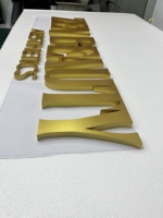Lettres en acrylique 3D finition or mat haut de gamme, logo personnalisé pour salons de beauté américains, devantures de magasins de détail, publicité et usage domestique
