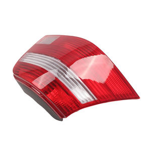 Feux arrière Volkswagen Golf 4 1J6945095 1J6945096 Gauche Droit (Lot) 1999-2005 – Pièce de rechange pour feux de freinage de voiture - Product Image 3