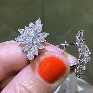 Eleganti Orecchini a Perno Geometrici a Forma di Marquise, Gioielli di Lusso per Donne, Accessorio Regalo per Abiti da Sera e Feste - Product Image 6
