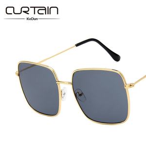 <span class=keywords><strong>Lunettes</strong></span> de soleil carrées en métal pour célébrités d'<span class=keywords><strong>Internet</strong></span>, style coréen, rétro, tendance, grande monture, protection UV400, <span class=keywords><strong>lunettes</strong></span> de soleil pour femmes - Product Image 3