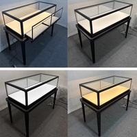 Comptoir de présentation de bijoux de luxe carré, table de présentation personnalisée en verre avec éclairage LED, finition peinte de haute qualité, écologique