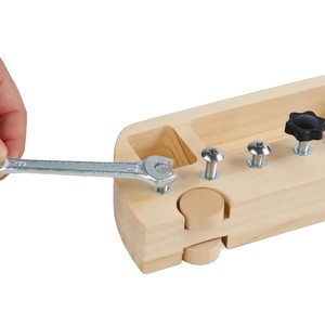 Juguete de madera Montessori para atornillar, banco de trabajo para niños pequeños, herramienta de aprendizaje de escritorio para educación temprana con herramientas y tornillos - Product Image 1