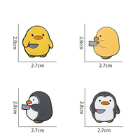 Ensemble de broches en émail créatives et mignonnes avec pingouin et canard jaune |   Collection de broches en métal d'animaux de dessin animé |   Sacs et accessoires vestimentaires