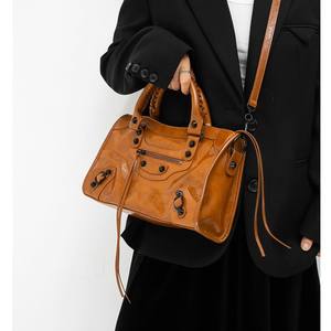 רטרו טרנדי עור אמיתי כרית אוכף יד תיק אוכף יד נשית - Product Image 3