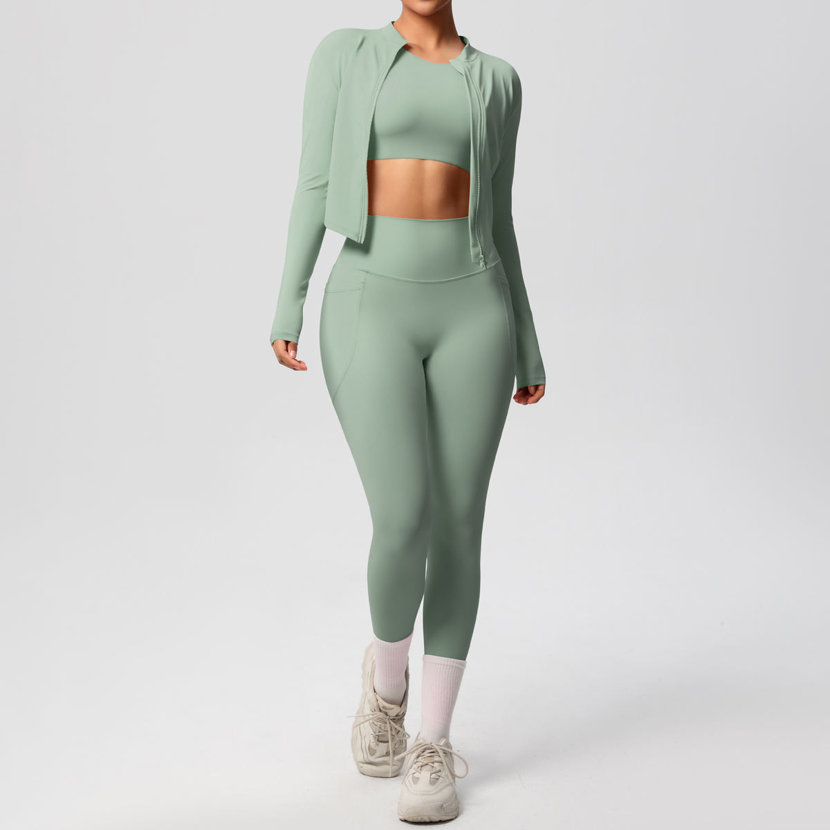 สีเขียวอ่อน