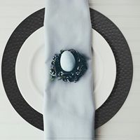 Assiettes de présentation martelées réutilisables en plastique pour assiettes de dîner, idéales pour la mise en table, les mariages et les événements