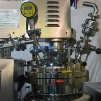 Petite entreprise 150L crème pour le visage lotion pour le corps faisant la machine homogénéisateur émulsifiant sous vide crème cosmétique mélangeur automatique