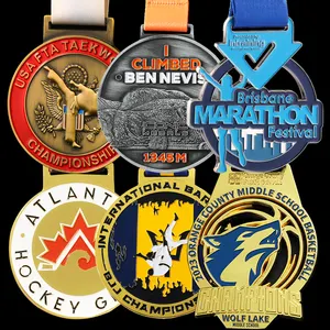 Üretim özelleştirilmiş tasarım spor ödülü ile tekvando Karate Metal madalyalar 3D Metal maraton yarış bitirme madalyası şerit