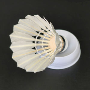 Volante de Bádminton DunRun <span class=keywords><strong>DR</strong></span>-08 de Alta Durabilidad con Plumas de Pato Blanqueadas para Entrenamiento de Jugadores de Club - Product Image 4