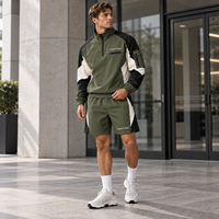 Ensemble d'entraînement personnalisé color block avec veste tissée à quart de zip et short cargo pour homme, logo imprimé, idéal pour les tenues décontractées du week-end