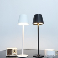 Lámpara de Mesa LED de Decoración Italiana de Alta Gama, Lámpara de Mesa de Alta Calidad para Decoración de Sala de Estar de Hotel o Villa