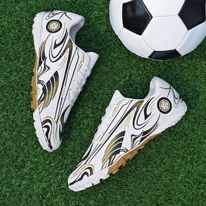 Douchuan Nouvelles Chaussures de Football Antidérapantes pour Enfants Unisexe Professionnelles Entraînement Sportif Baskets Basses Jeunesse Tige PVC Semelle TPR - Product Image 2