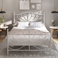 Cadre de lit plateforme Queen en acier robuste avec support renforcé et rangement sous le lit pour appartement