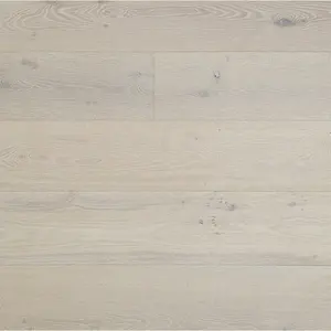 Suelo de madera cepillada de tres capas, Color lavado blanco ahumado y roble pulido Natural