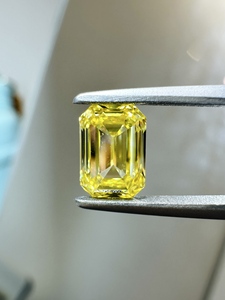 Diamante Certificato IGI Taglio Smeraldo, <span class=keywords><strong>Diamanti</strong></span> Sintetici HTHP CVD Coltivati in Laboratorio, <span class=keywords><strong>Diamanti</strong></span> Sintetici Sciolti per Orologi <span class=keywords><strong>e</strong></span> Collane - Product Image 1