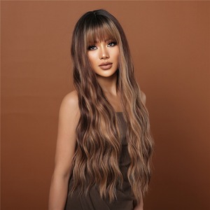 Peluca de cabello sintético para mujeres negras <span class=keywords><strong>Afro</strong></span>, pelo largo rizado con flequillo, mezcla de Chocolate, marrón, rubio dorado, venta directa de fábrica - Product Image 4