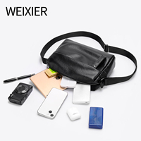 Modische Personalisierte PU-Leder Wasserdichte Polyester-Futter Allwetter-Reißverschluss Große Kapazität Hochwertige Schultertaschen