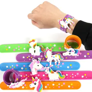 फैक्टरी अनुकूलित सिलिकॉन wristbands कंगन कस्टम लोगो रंग पैटर्न प्रचार तस्वीर थप्पड़ कंगन बैंड बच्चों के लिए