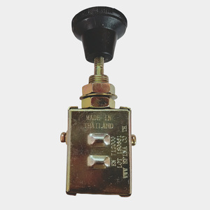 Interrupteur de phare pour véhicule agricole Epina, position unique, en acier au carbone, pour tracteurs - Product Image 2