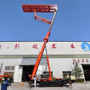 Plataforma Elevadora Telescópica Hidráulica de 18.5m y 4t, Autopropulsada, con Orugas, para Terrenos Accidentados - Product Image 1