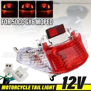Feu arrière de moto avec clignotants intégrés pour scooters chinois 50cc GY6, cyclomoteurs Chuanl, Sunny, SSR, TaoTao - Product Image 1
