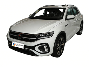 Rejilla Delantera Negra Premium para T-ROC <span class=keywords><strong>202X</strong></span>, Acabado Brillante con Estilo R-Line, Reemplazo Directo OEM 5G0853651AX - Product Image 1