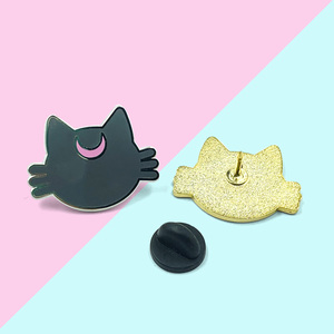 Lot De 25 Broches (Épingles) Cartoon En Émail Multicolores - Pour Veste, Sac