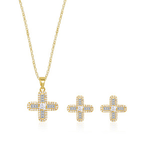 Ensemble de bijoux en forme de croix, collier et boucles d'oreilles pour femmes, en alliage de laiton, serti de pierres, pour un usage quotidien, chaîne de clavicule - Product Image 3