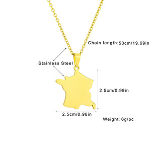 Collier pendentif carte plaqué or en acier inoxydable PVD bijoux français pour femmes et filles - Product Image 2