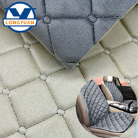 Motif personnalisé échantillon gratuit polyester tissu d'ameublement brodé coton rempli velours tissu matelassé pour housse de siège