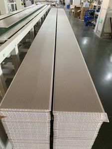 Plafonds imprimés de qualité au design moderne Installation facile Faux panneau de <span class=keywords><strong>plafond</strong></span> en <span class=keywords><strong>PVC</strong></span> Panneau coloré en <span class=keywords><strong>PVC</strong></span> pour <span class=keywords><strong>plafond</strong></span> à vendre - Product Image 5