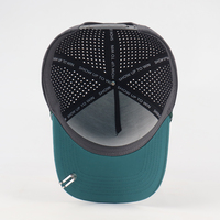Casquettes de golf et casquettes de baseball de haute qualité en PVC perforé imperméable, directement de l'usine, avec détails en corde, personnalisables (OEM)