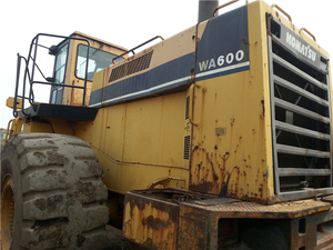 Cargadora de Ruedas Komatsu WA600 Usada Original de Japón, Motor CAT, Modelo 2020, Carga Nominal de 15 Toneladas, Alta Capacidad de Elevación, para Construcción - Product Image 3