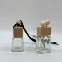 Vente en gros de flacons diffuseurs de parfum pour voiture suspendus en verre de 5 ml, 8 ml, 10 ml pour désodorisant automatique longue durée