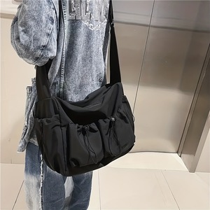 Sac à bandoulière unisexe résistant à l'eau, décontracté, sportif, de voyage, avec cordon de serrage, grande capacité, très vendu - Product Image 1